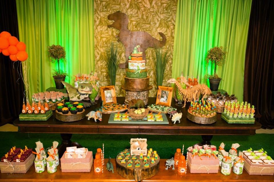 Festa Dinossauro!!