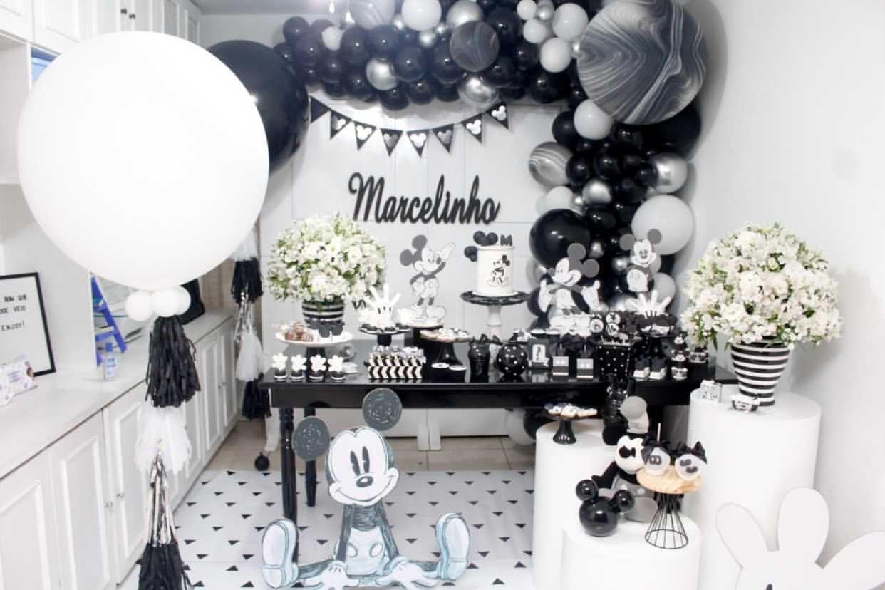 Festa Mickey Preto e Branco